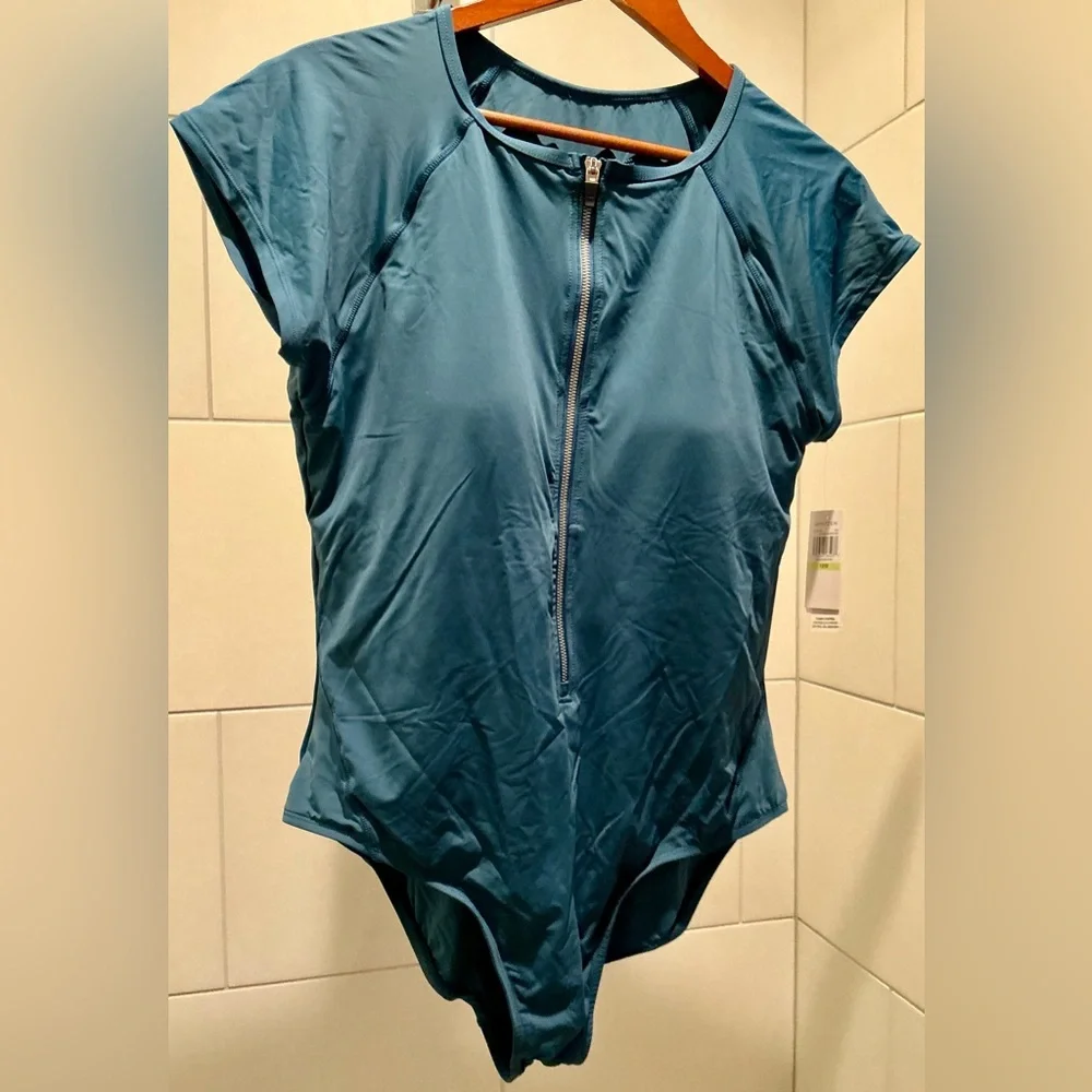 NWT Jantzen Cap Sleeve Swimsuit with Matching Board Shorts Rockin Moroccan 18W - Picture 3 of 12